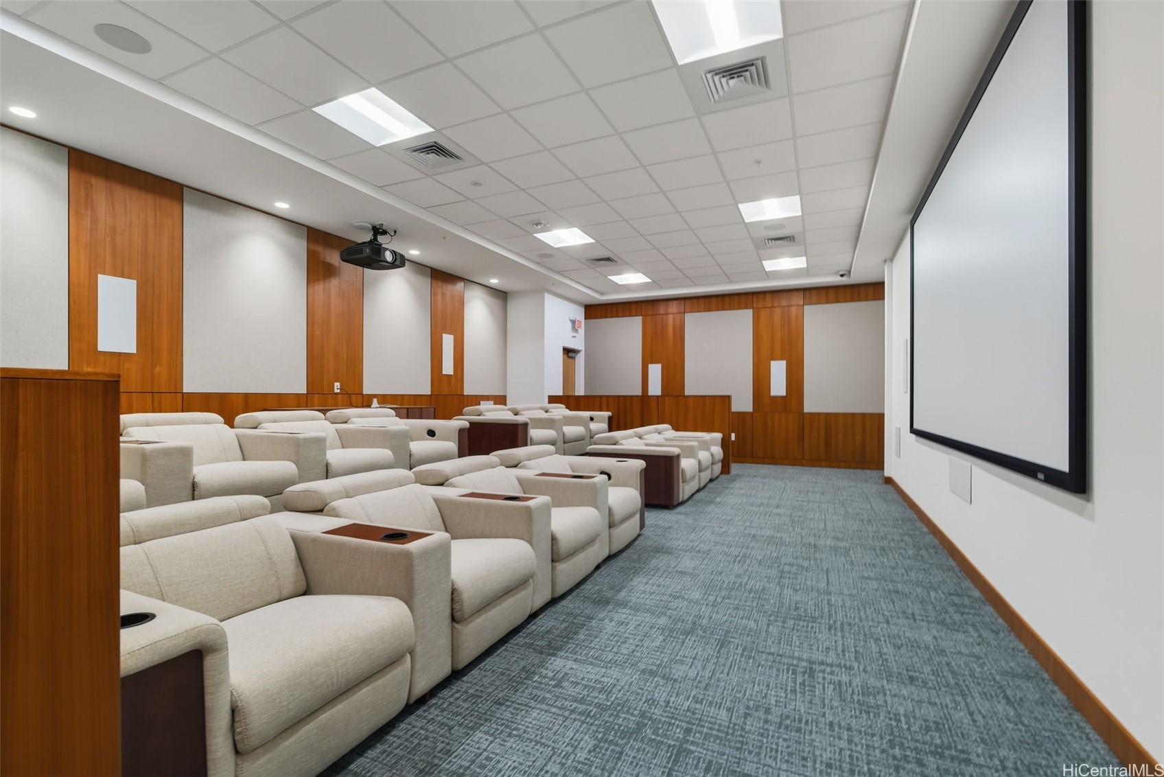 1500 Rycroft Street 4307R