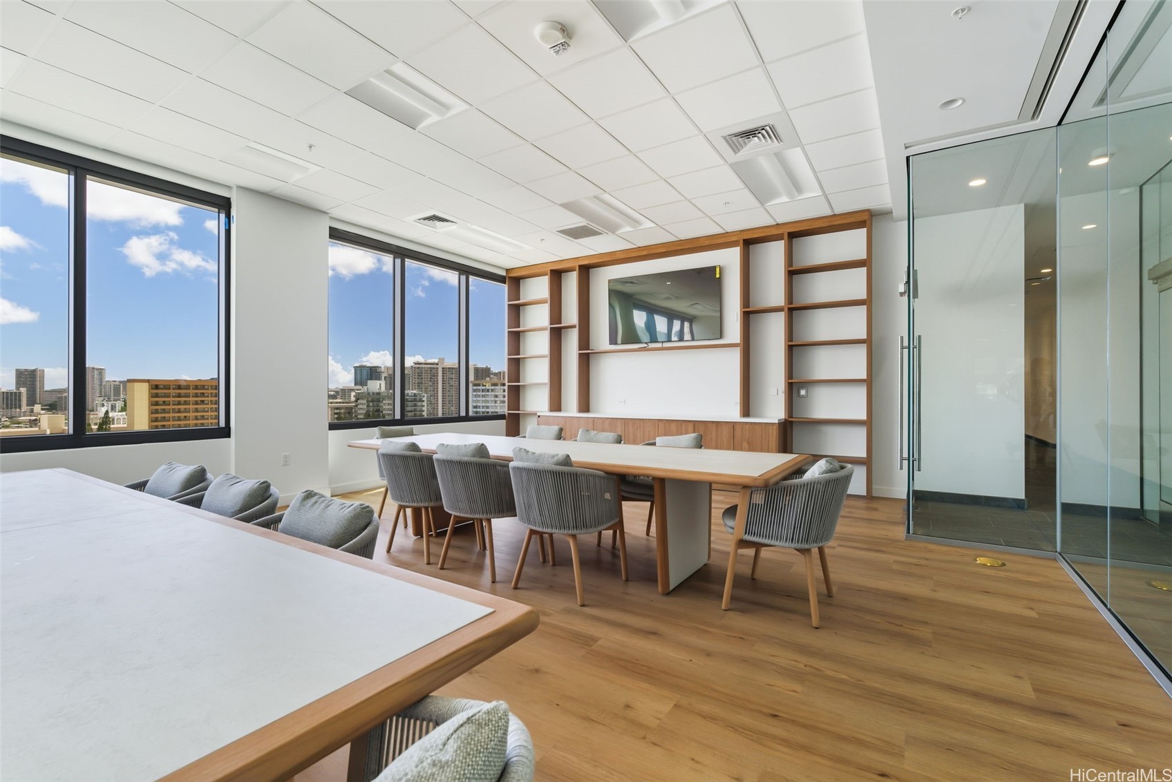 1500 Rycroft Street 4307R