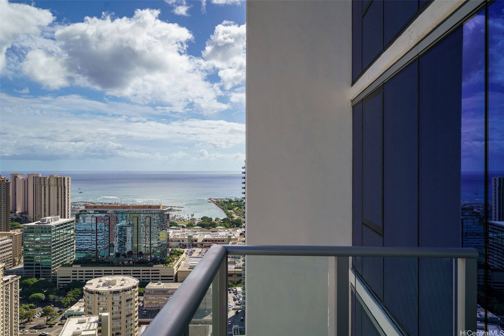 1500 Rycroft Street 4307R