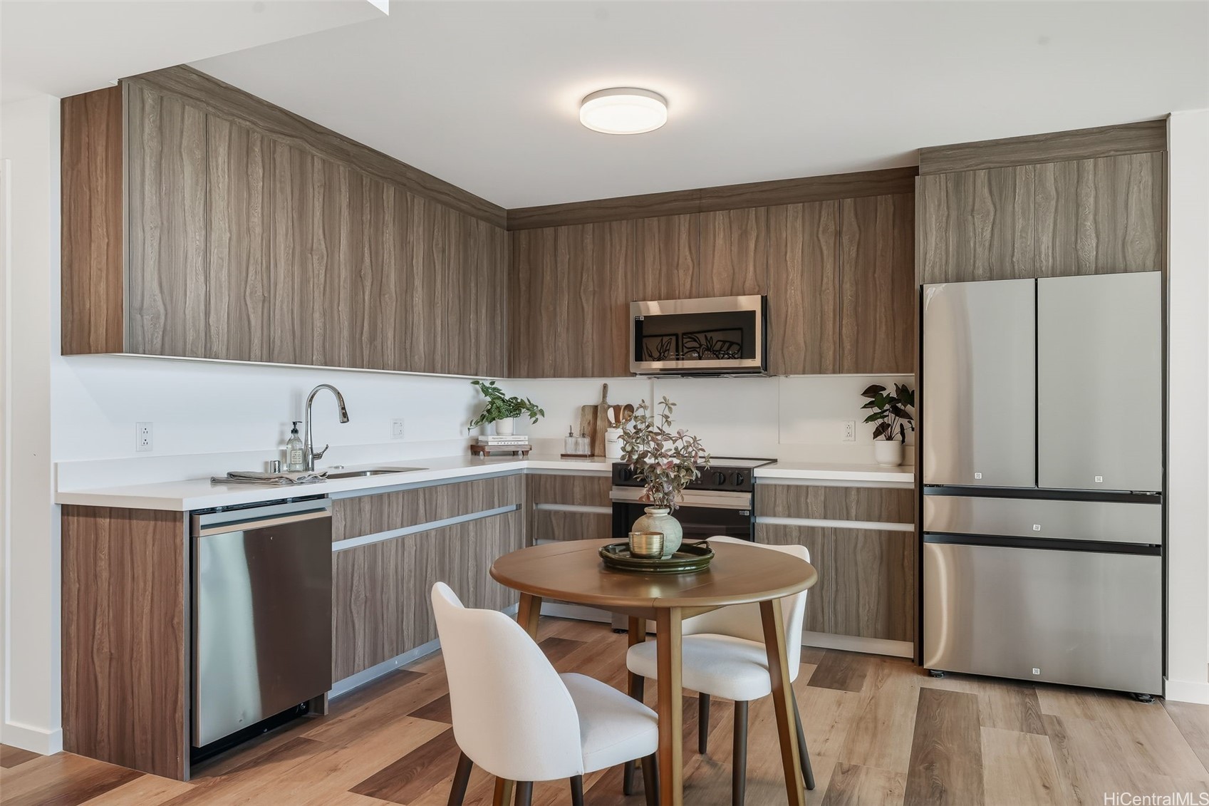 1500 Rycroft Street 4307R