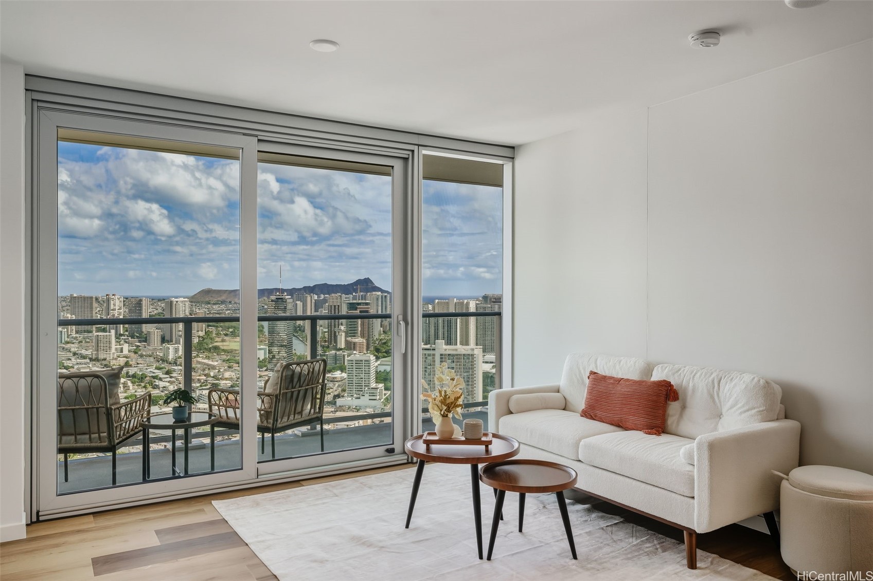 1500 Rycroft Street 4307R