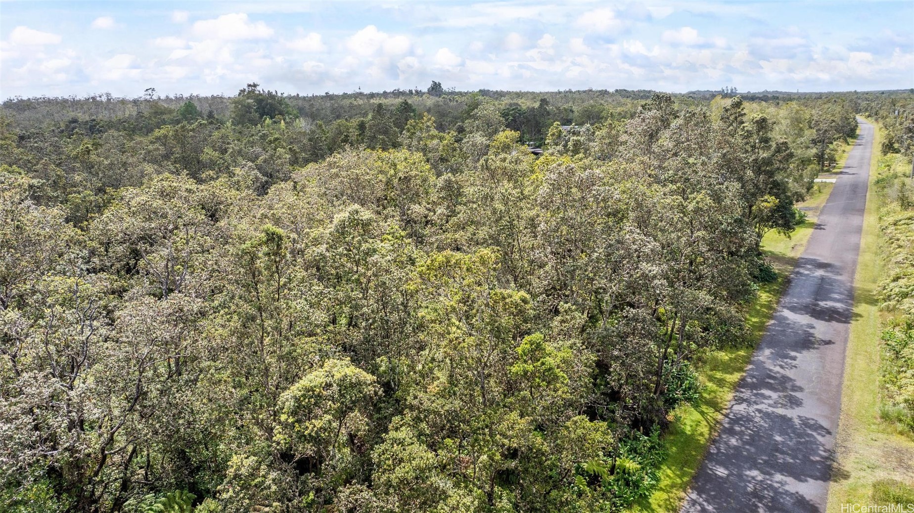 11-3221 Mokuna Street