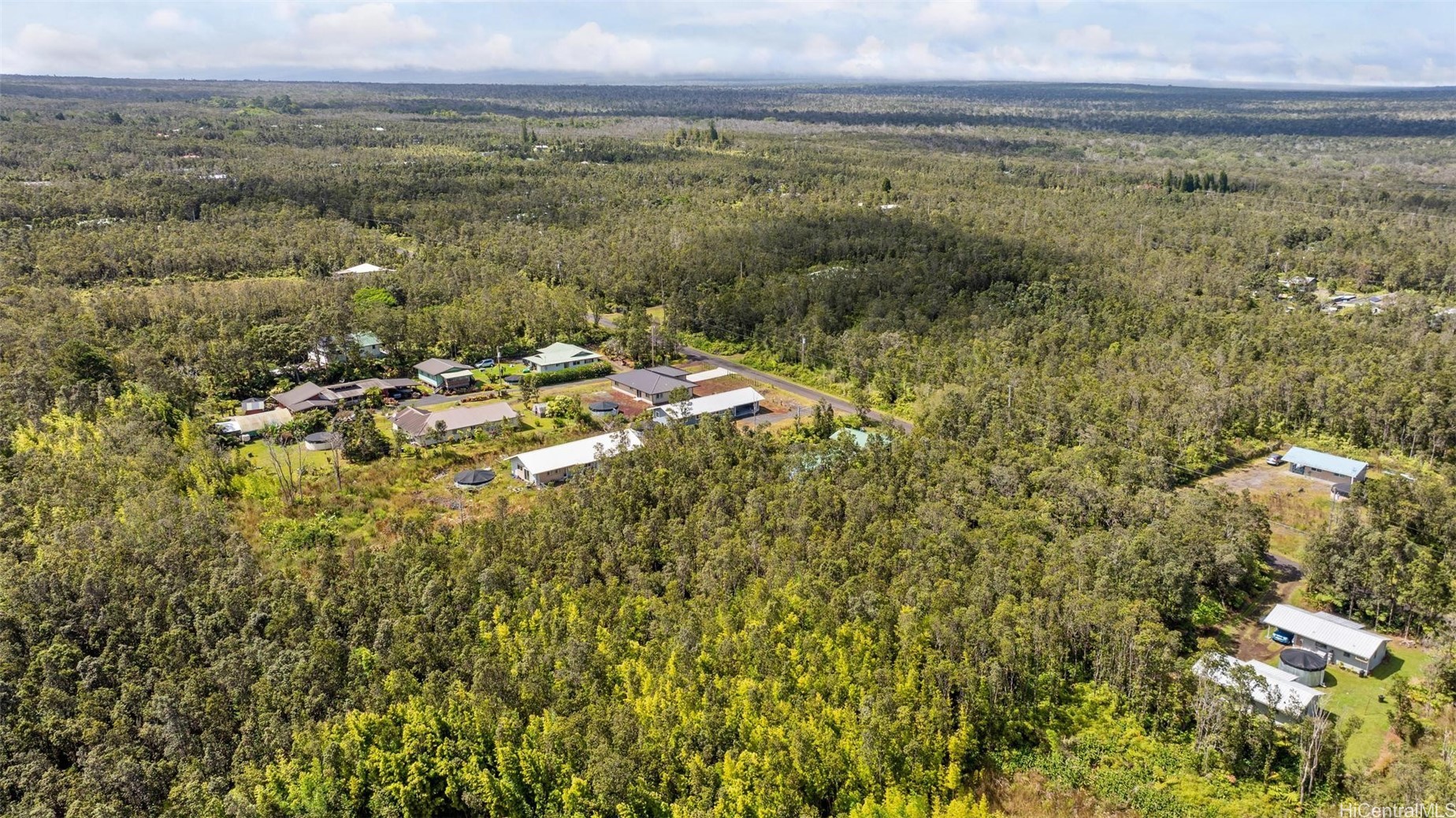 11-3221 Mokuna Street