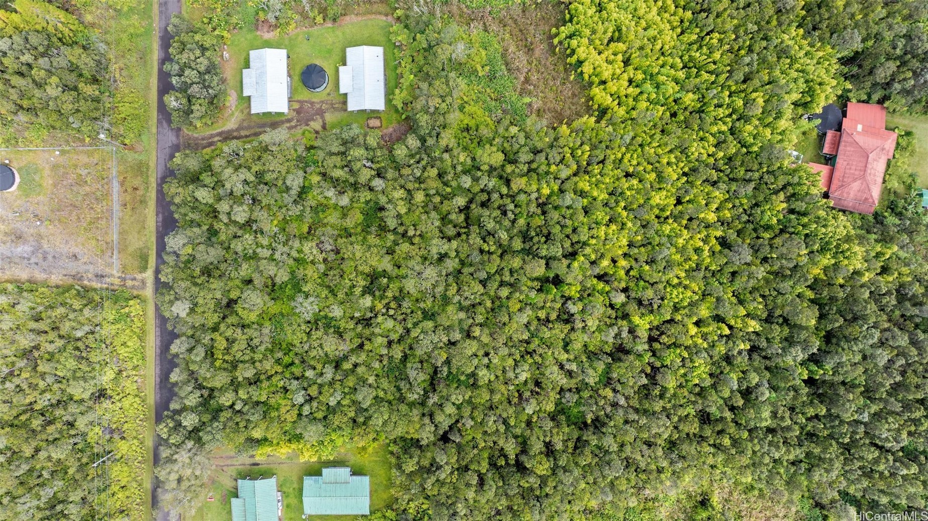 11-3221 Mokuna Street