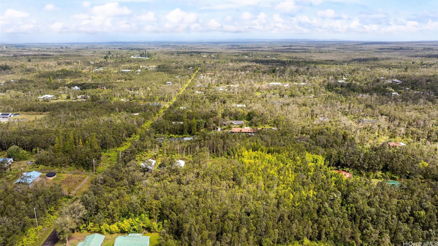 11-3215 Mokuna Street