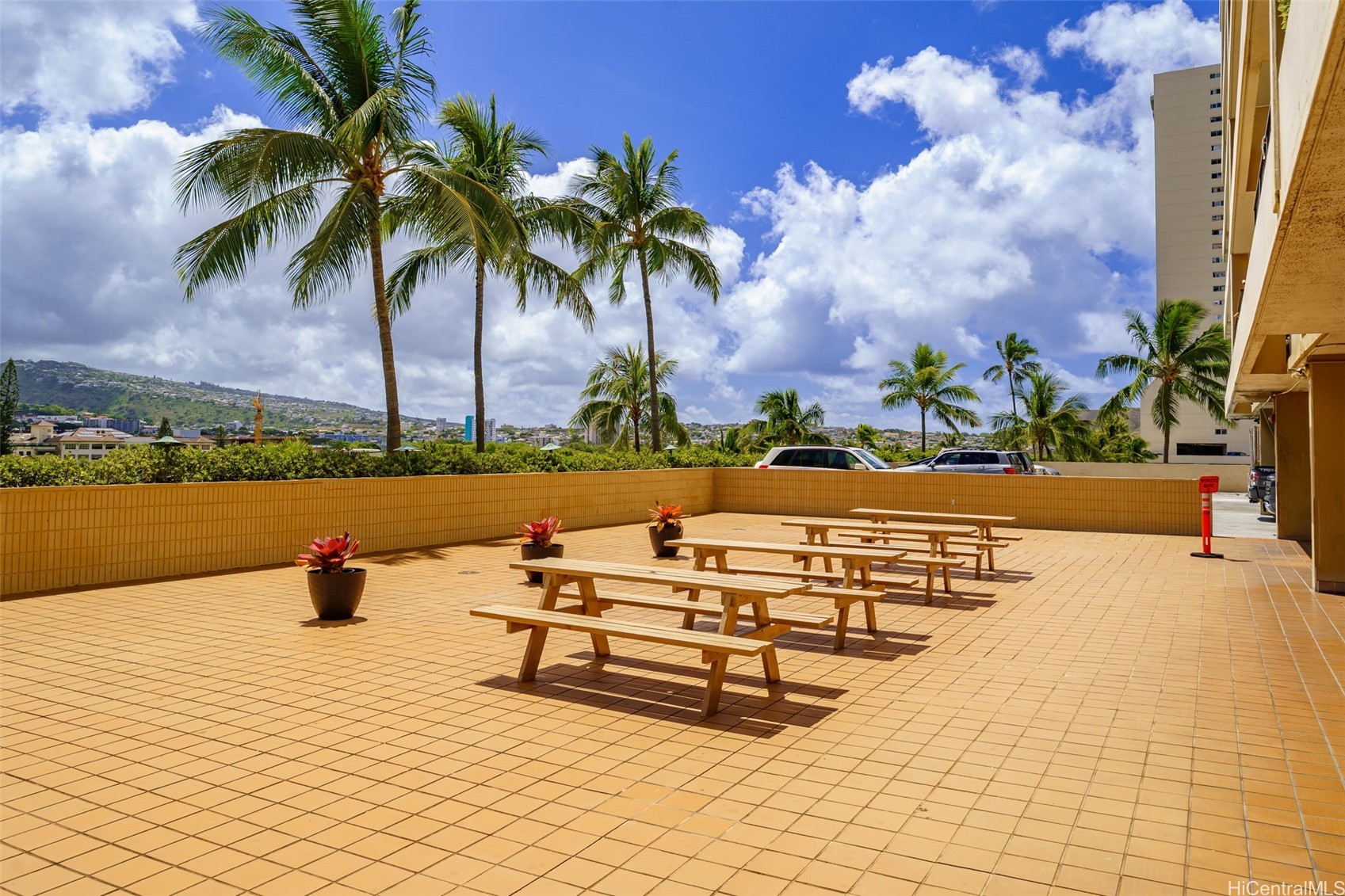 2121 Ala Wai Boulevard 2205