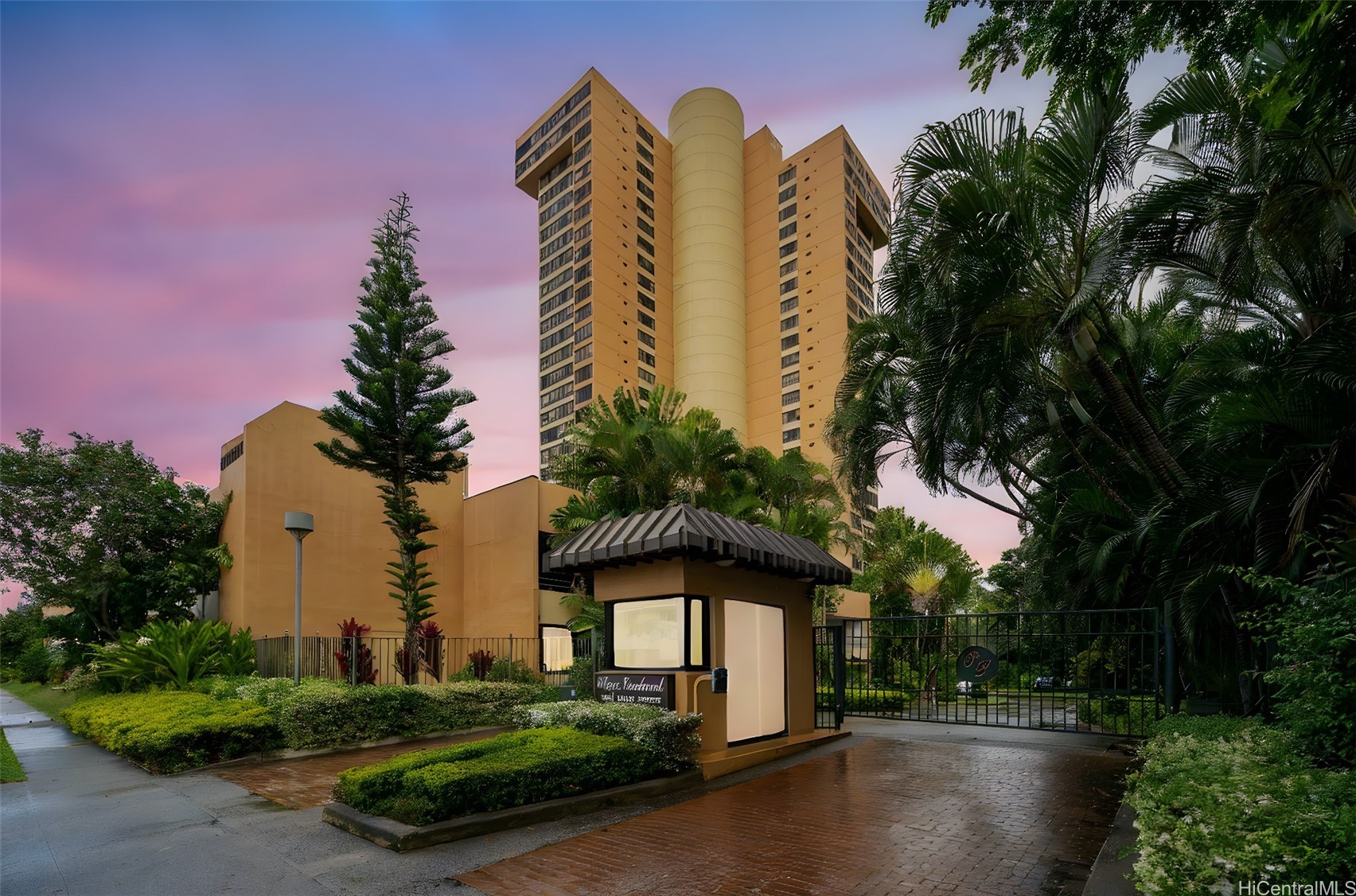 5333 Likini Street 703