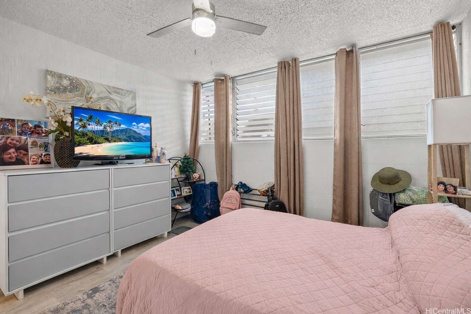 1867 Kaioo Drive 104