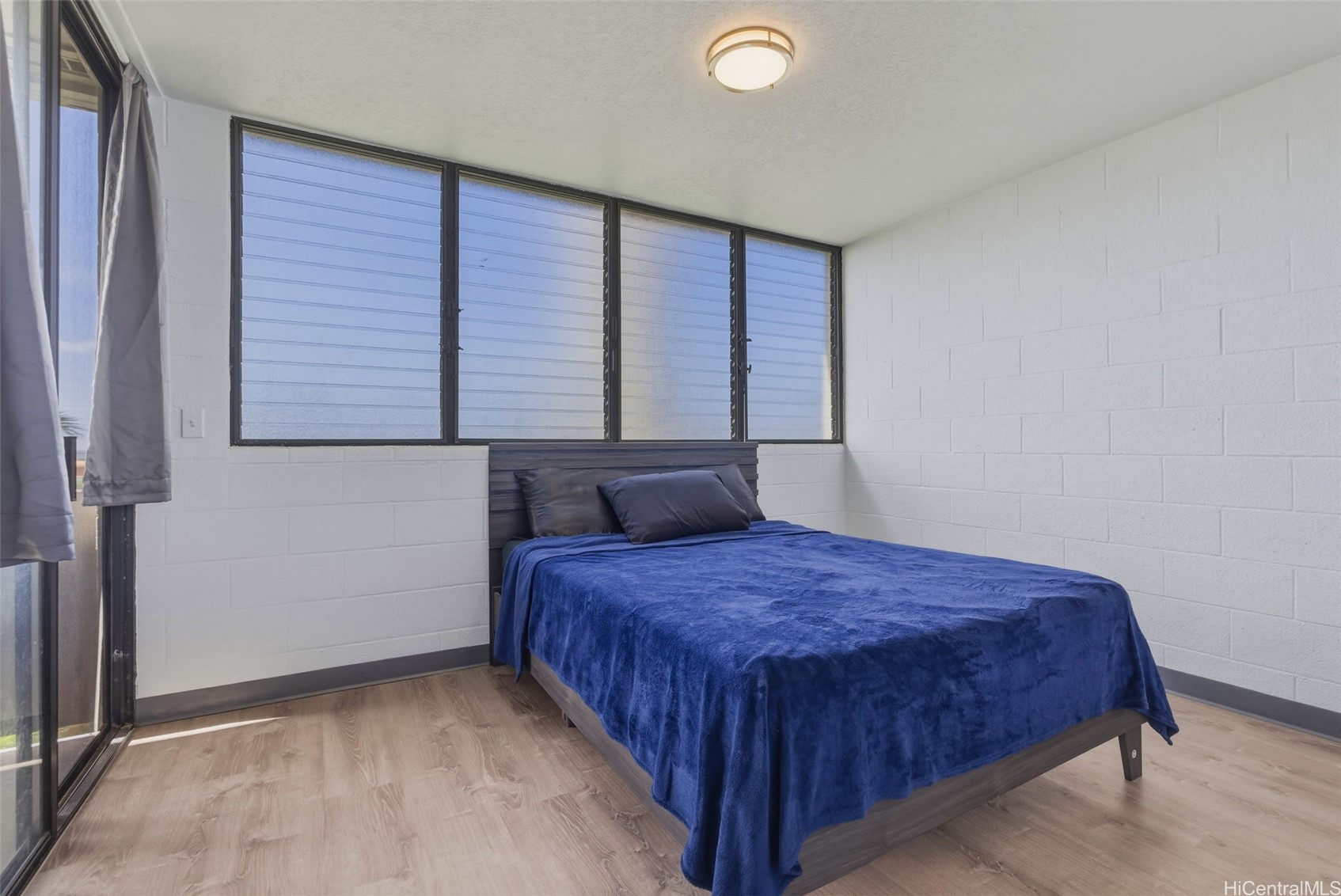 1105 Acacia Road 308