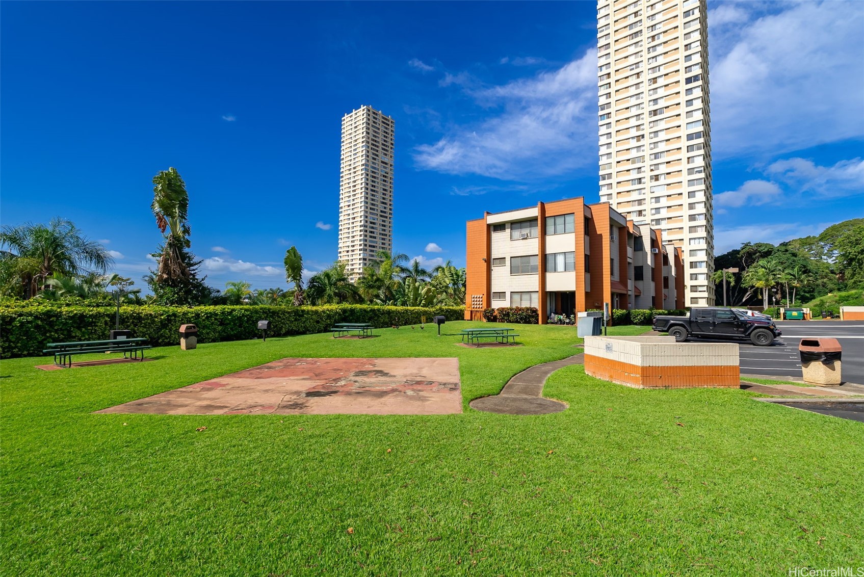 1105 Acacia Road 308