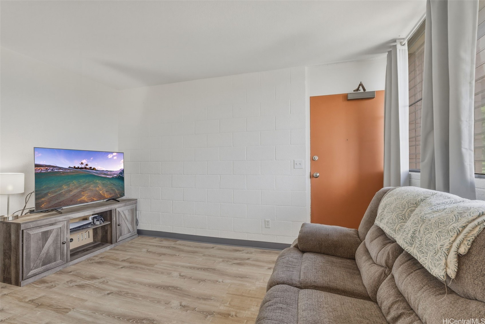 1105 Acacia Road 308