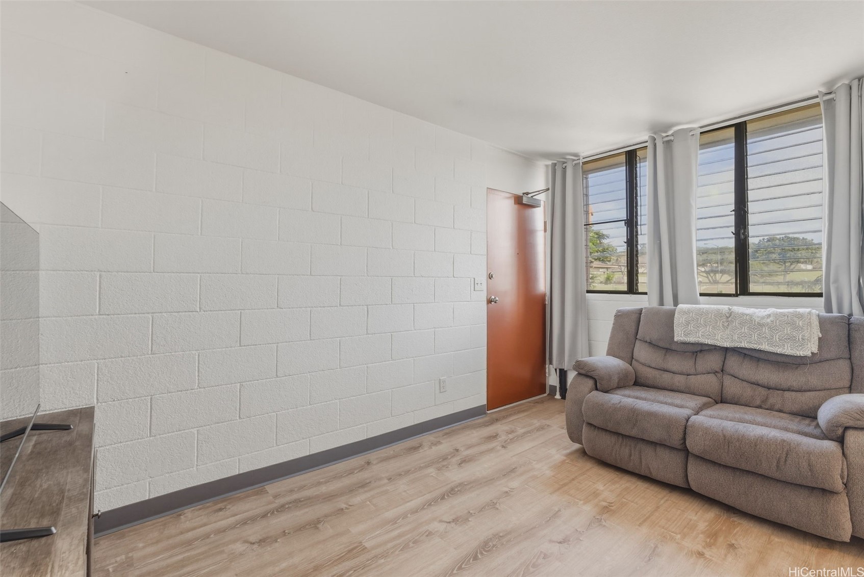 1105 Acacia Road 308