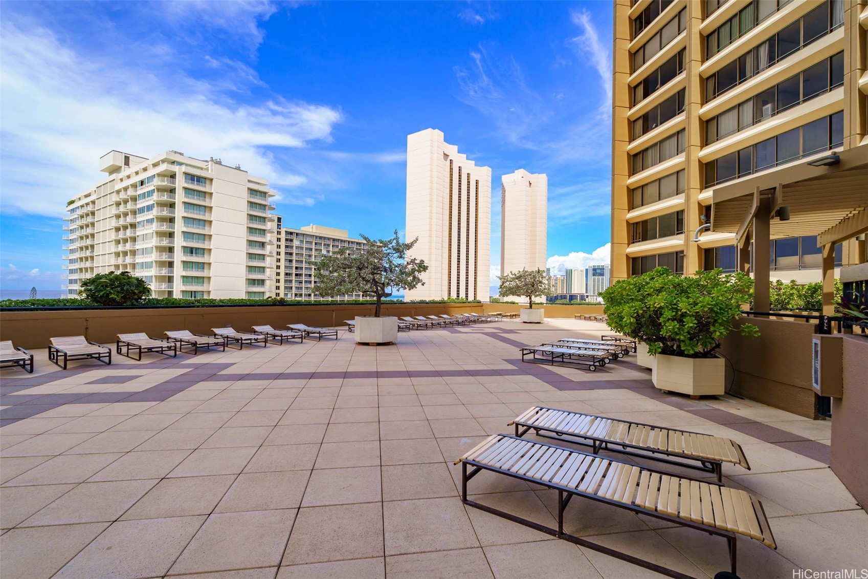 1778 Ala Moana Boulevard 1207