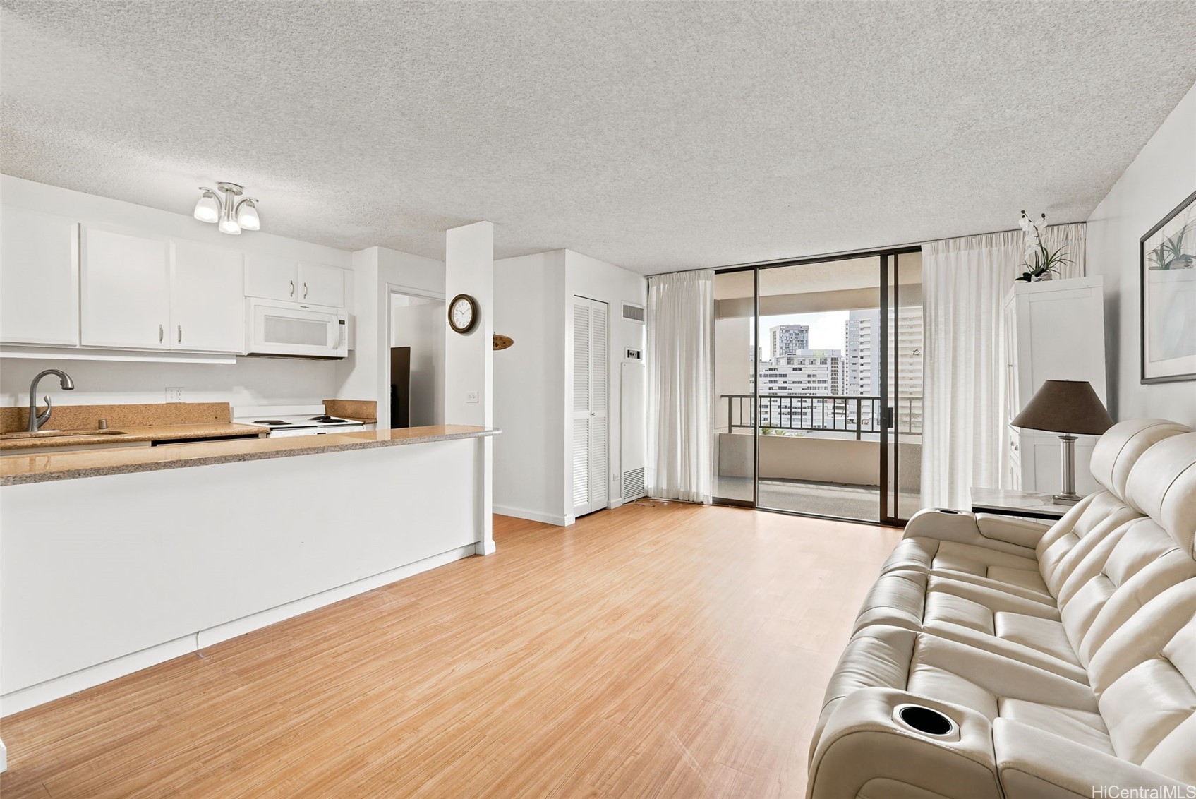 1778 Ala Moana Boulevard 1207