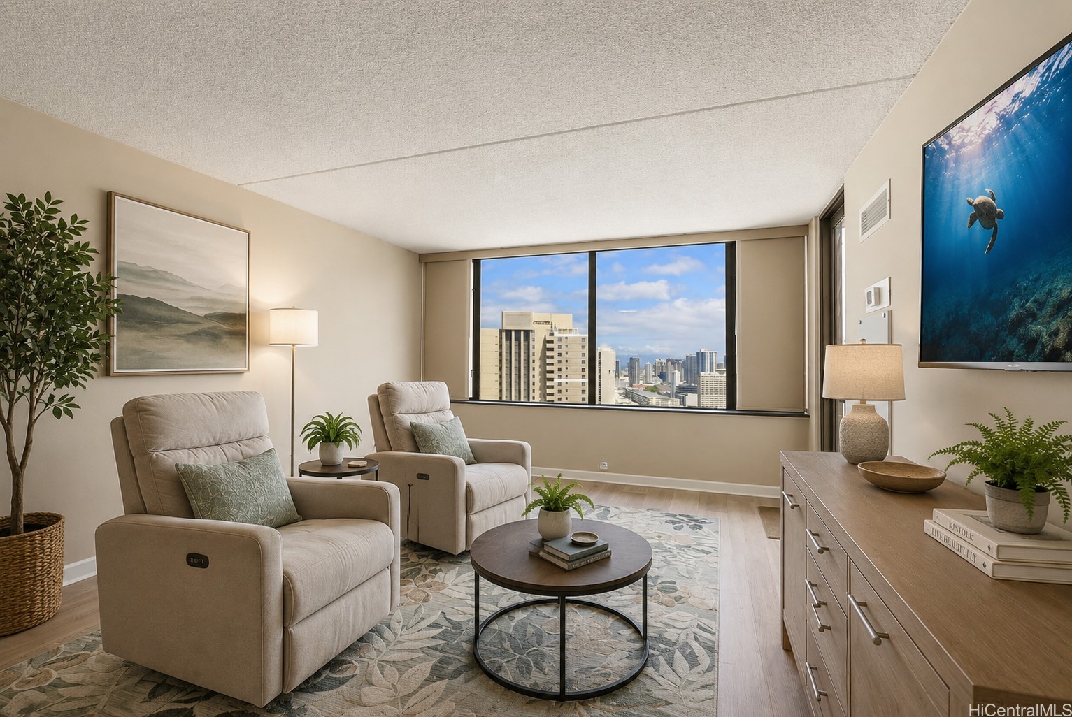 411 Hobron Lane 3702