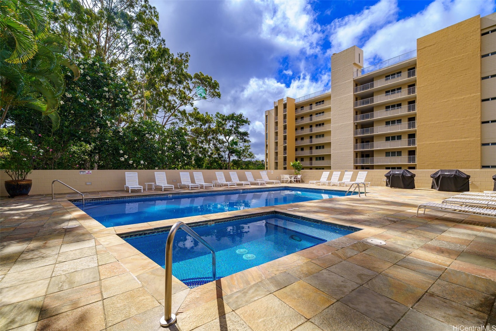 98-707 Iho Place 2-1401