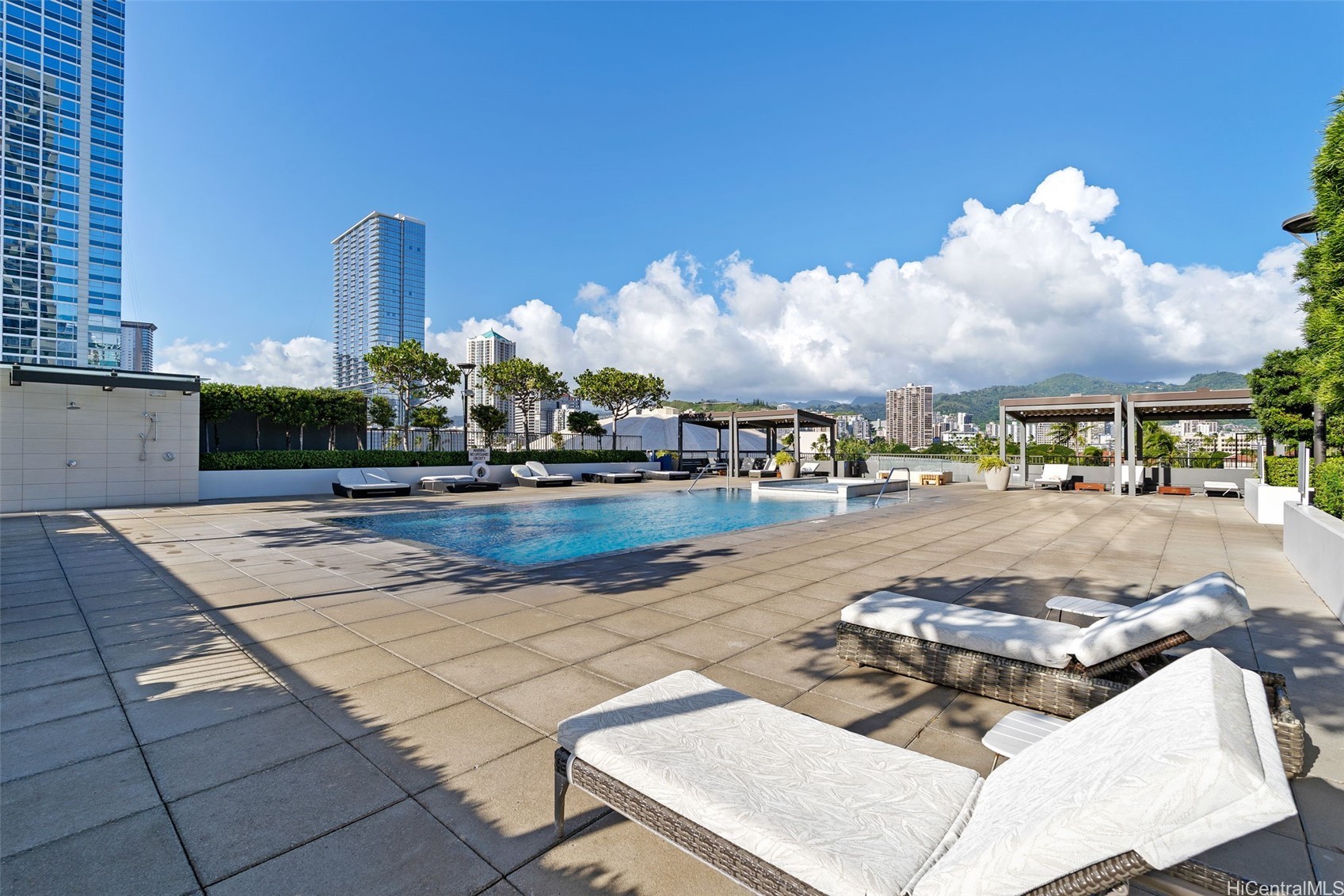 1009 Kapiolani Boulevard 1712