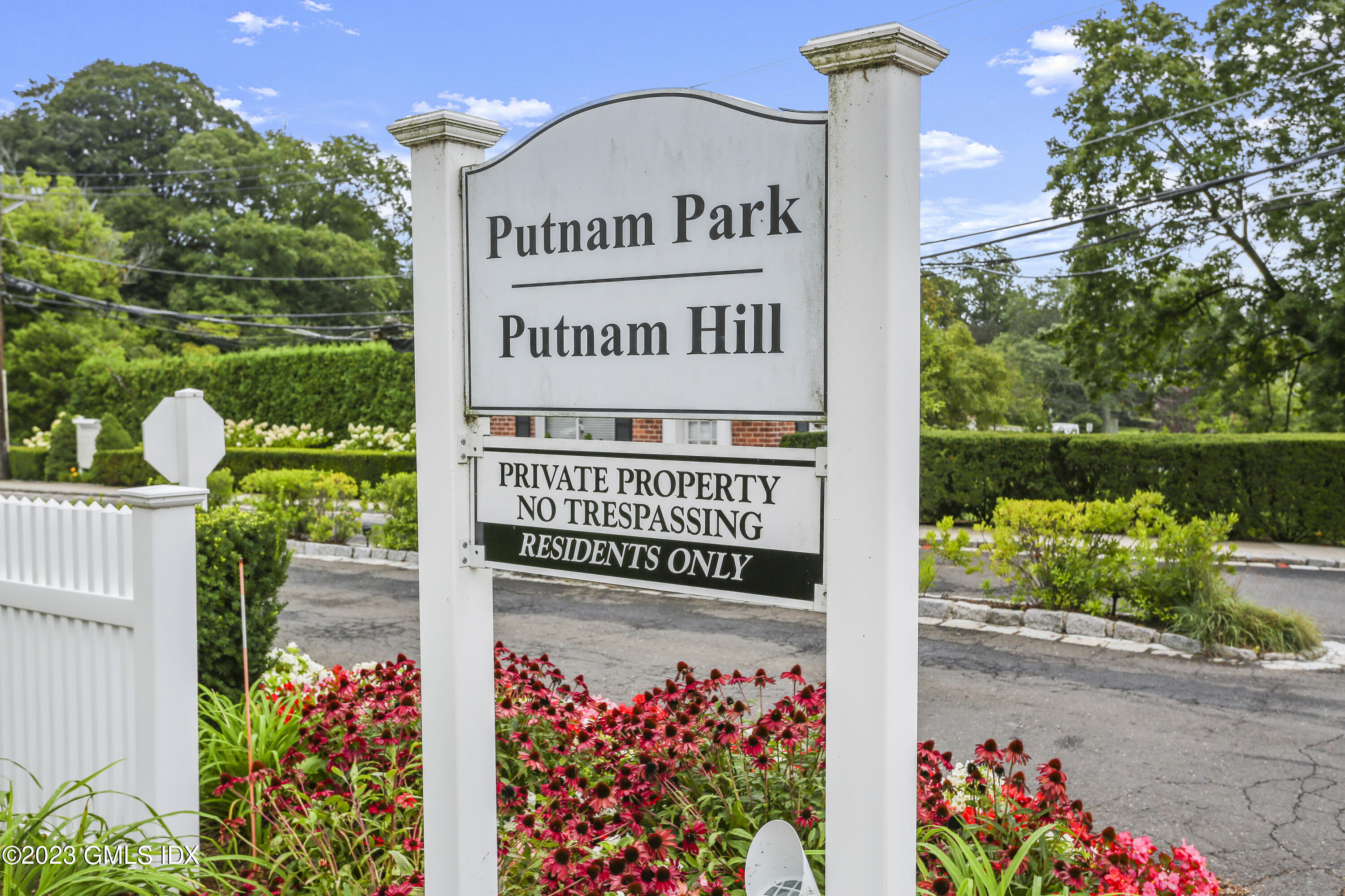 149 Putnam Park, 149