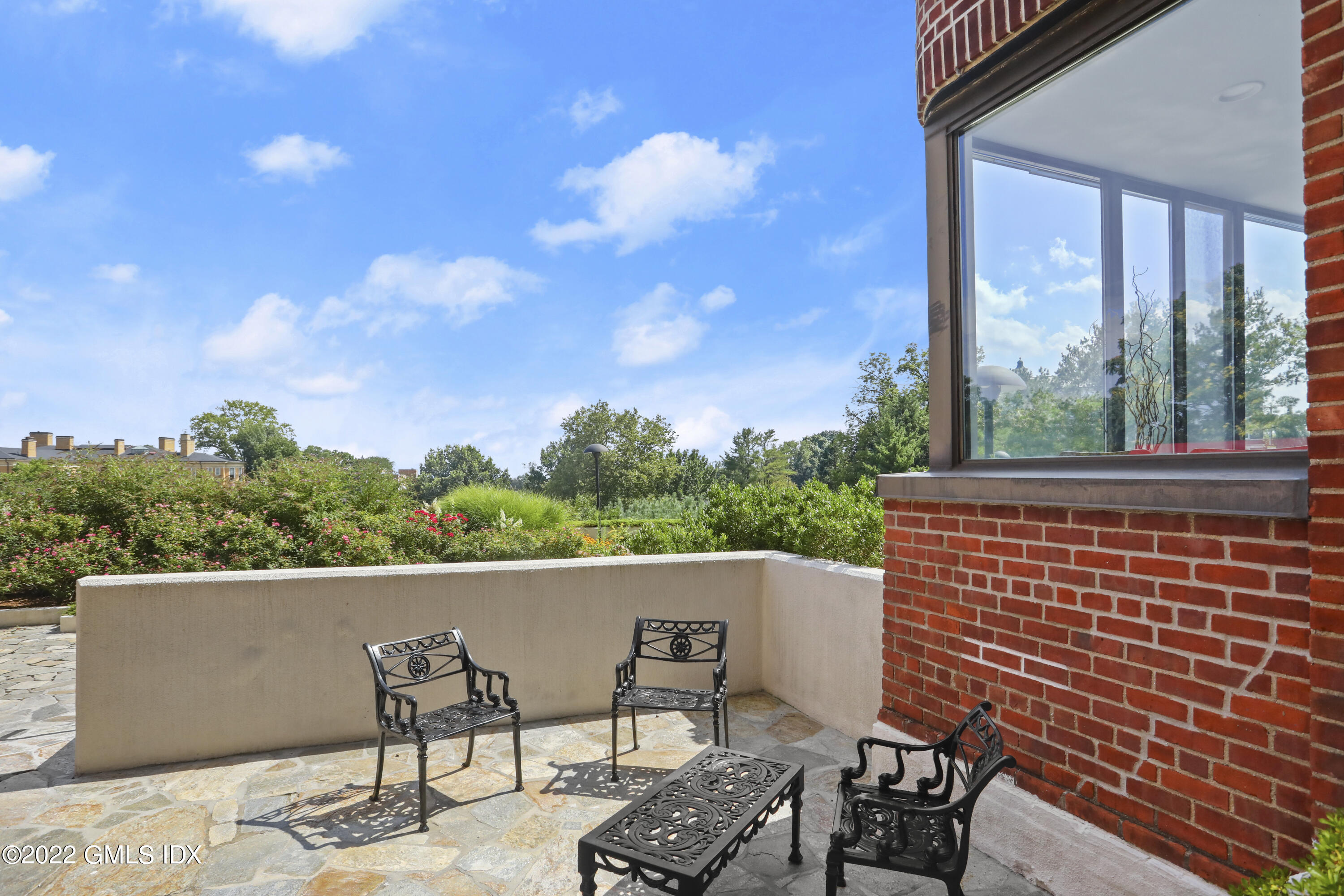 40 W Elm Street, 5C