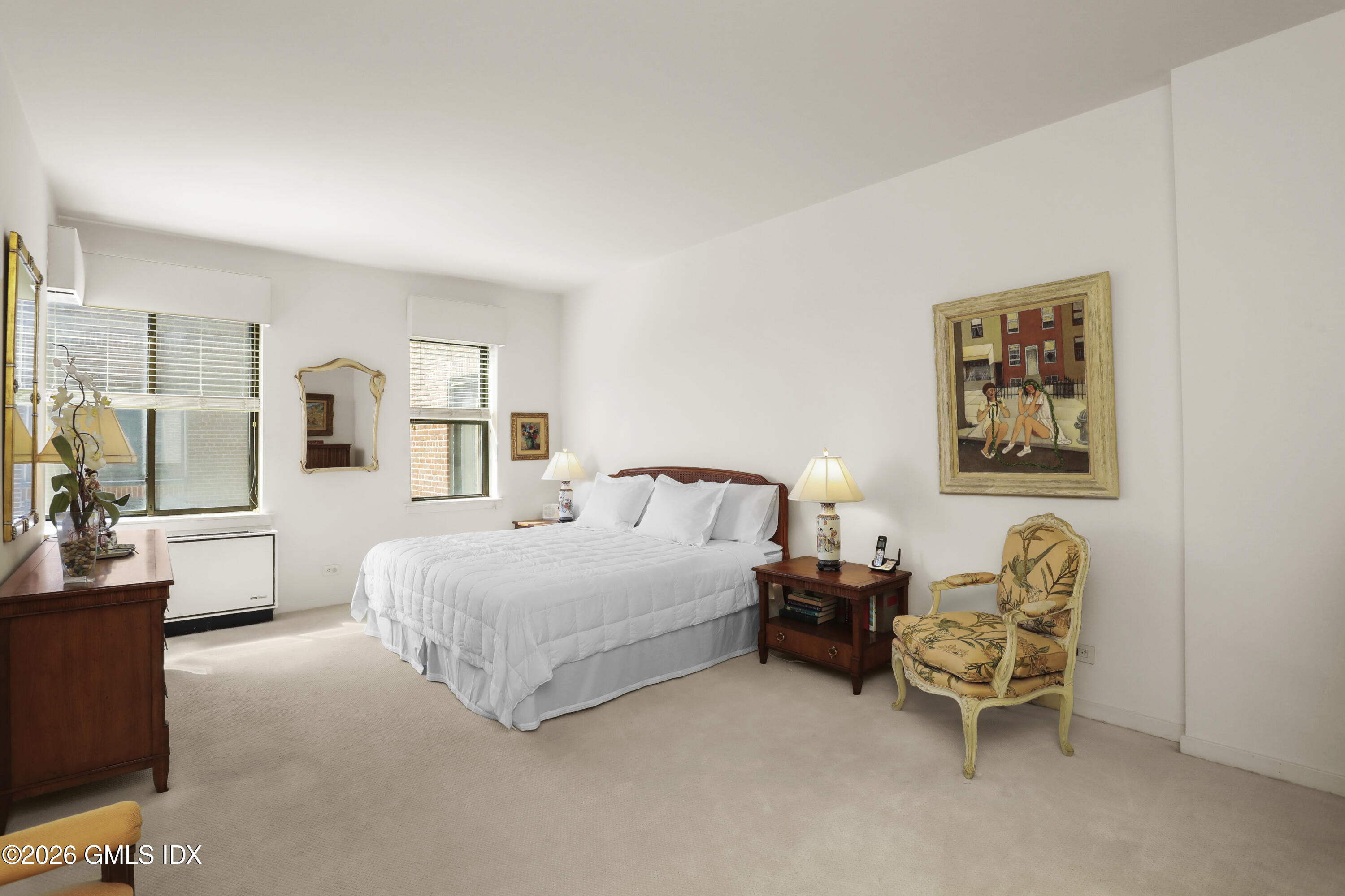 40 W Elm Street APT 6E