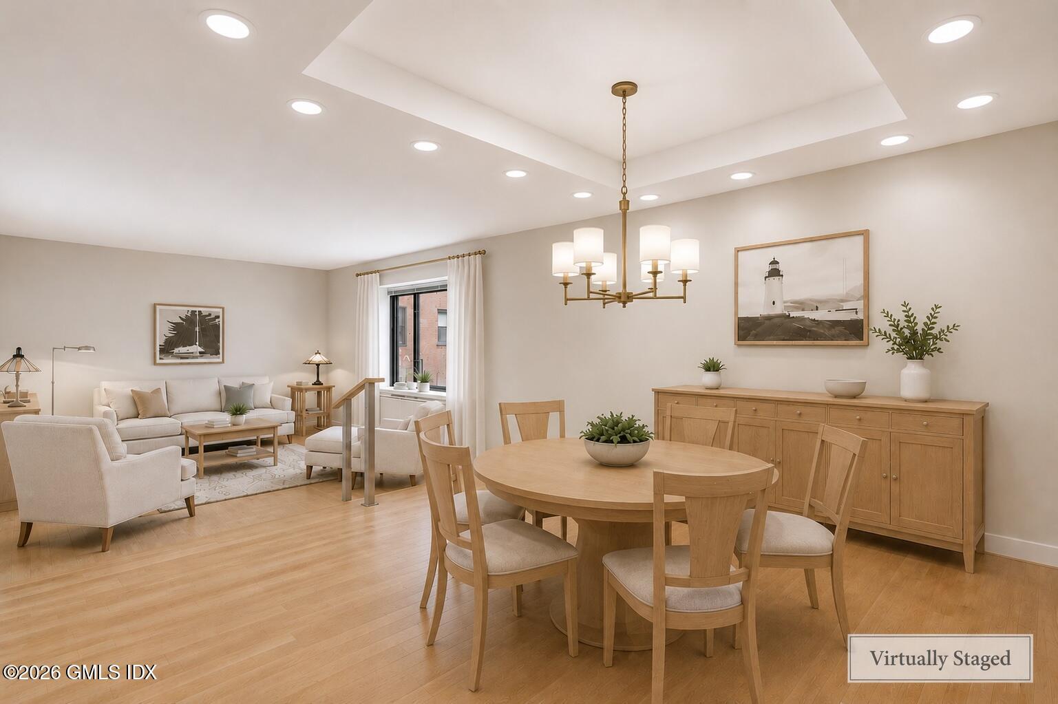 40 W Elm Street 2M