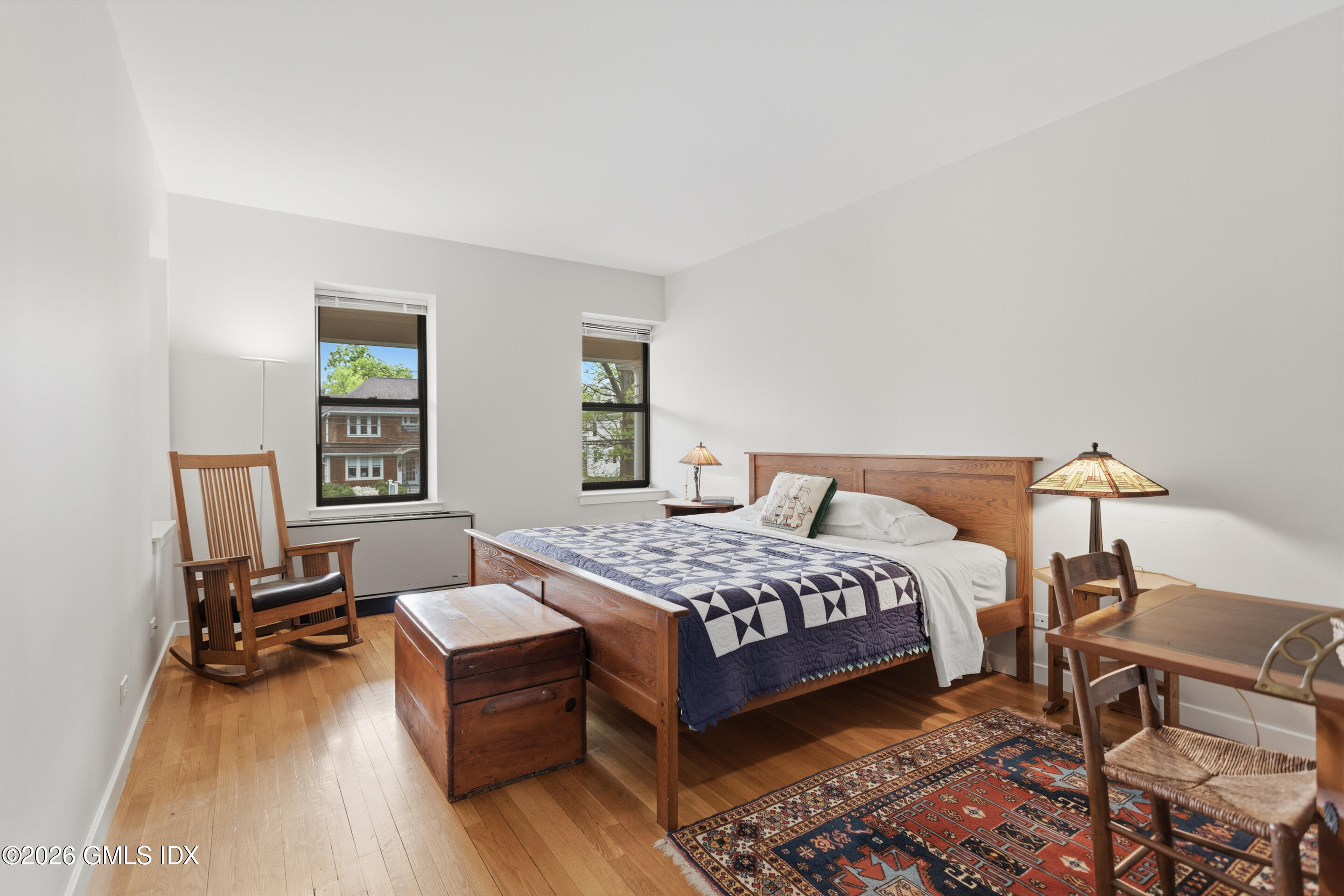40 W Elm Street 2M