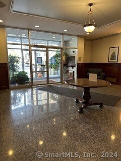 39 Glenbrook Road APT 2F