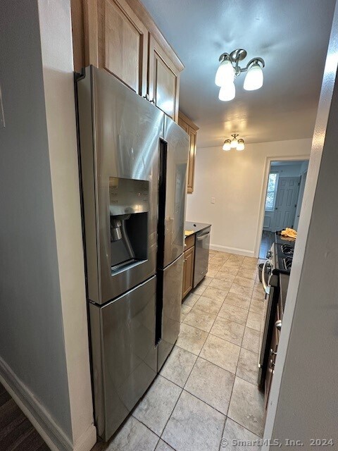 39 Glenbrook Road APT 2F