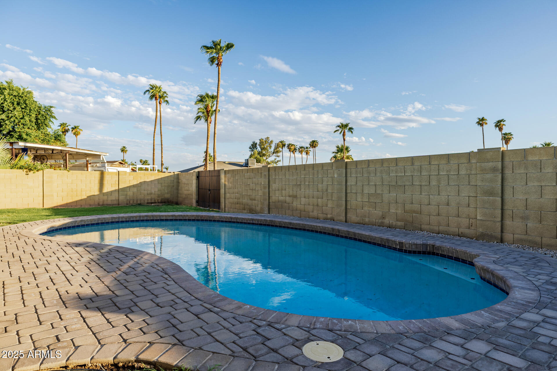 4115 W IRONWOOD Drive