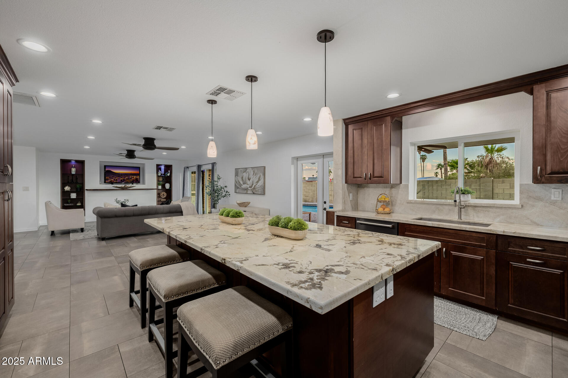 4115 W IRONWOOD Drive
