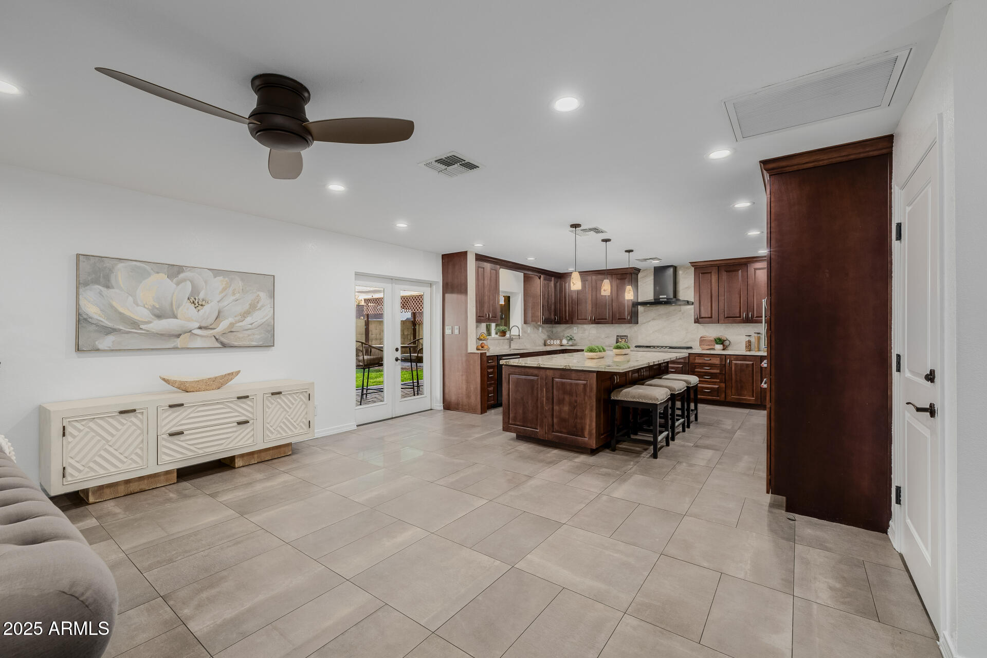 4115 W IRONWOOD Drive
