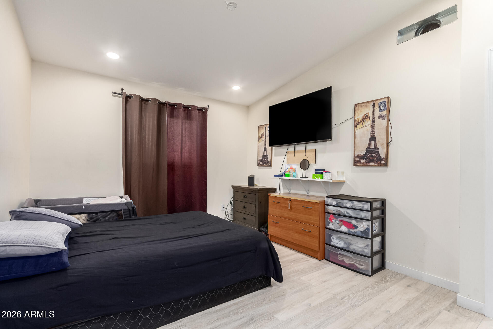 6420 W VAN BUREN Street B4