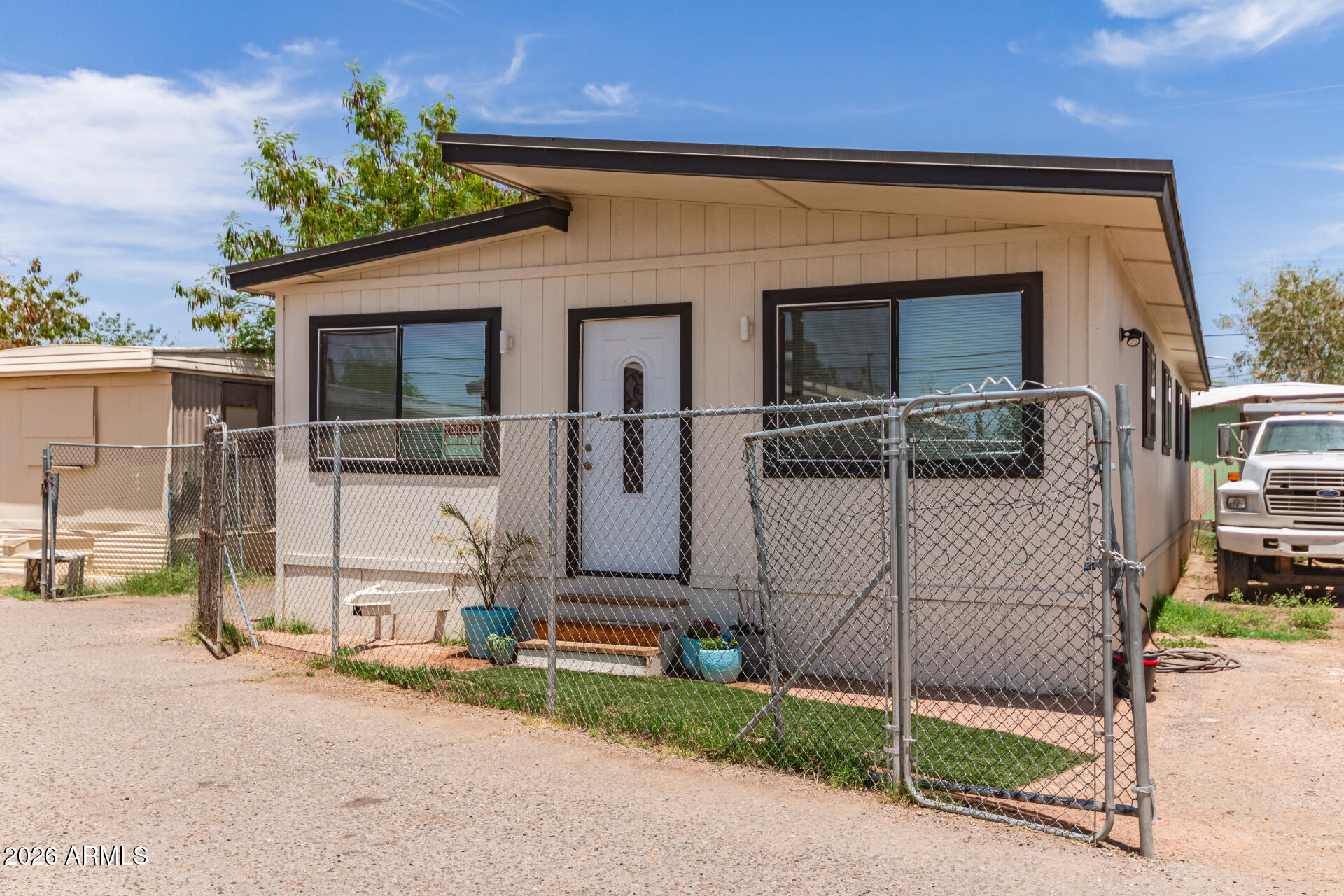 6420 W VAN BUREN Street B4