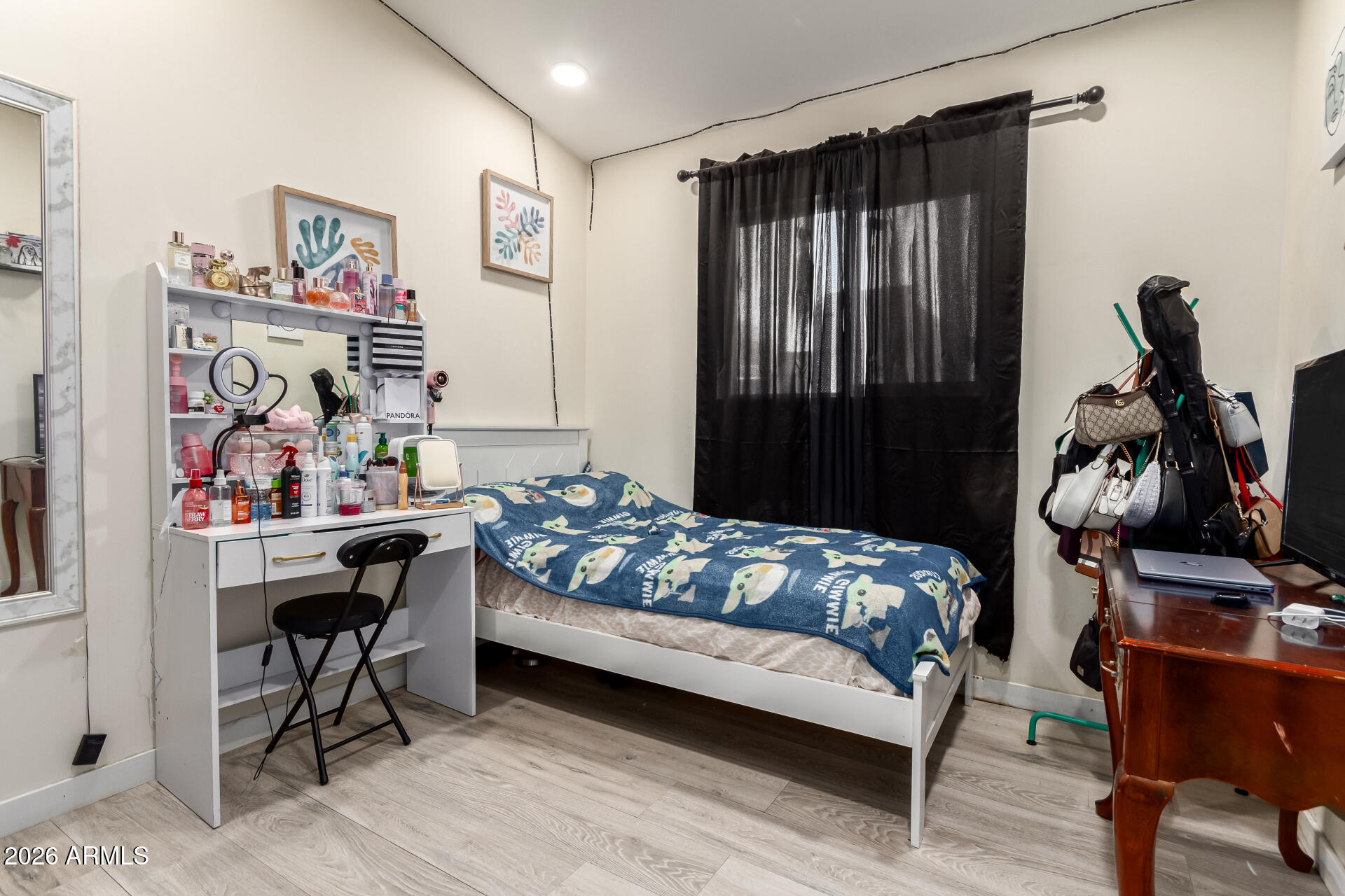 6420 W VAN BUREN Street B4