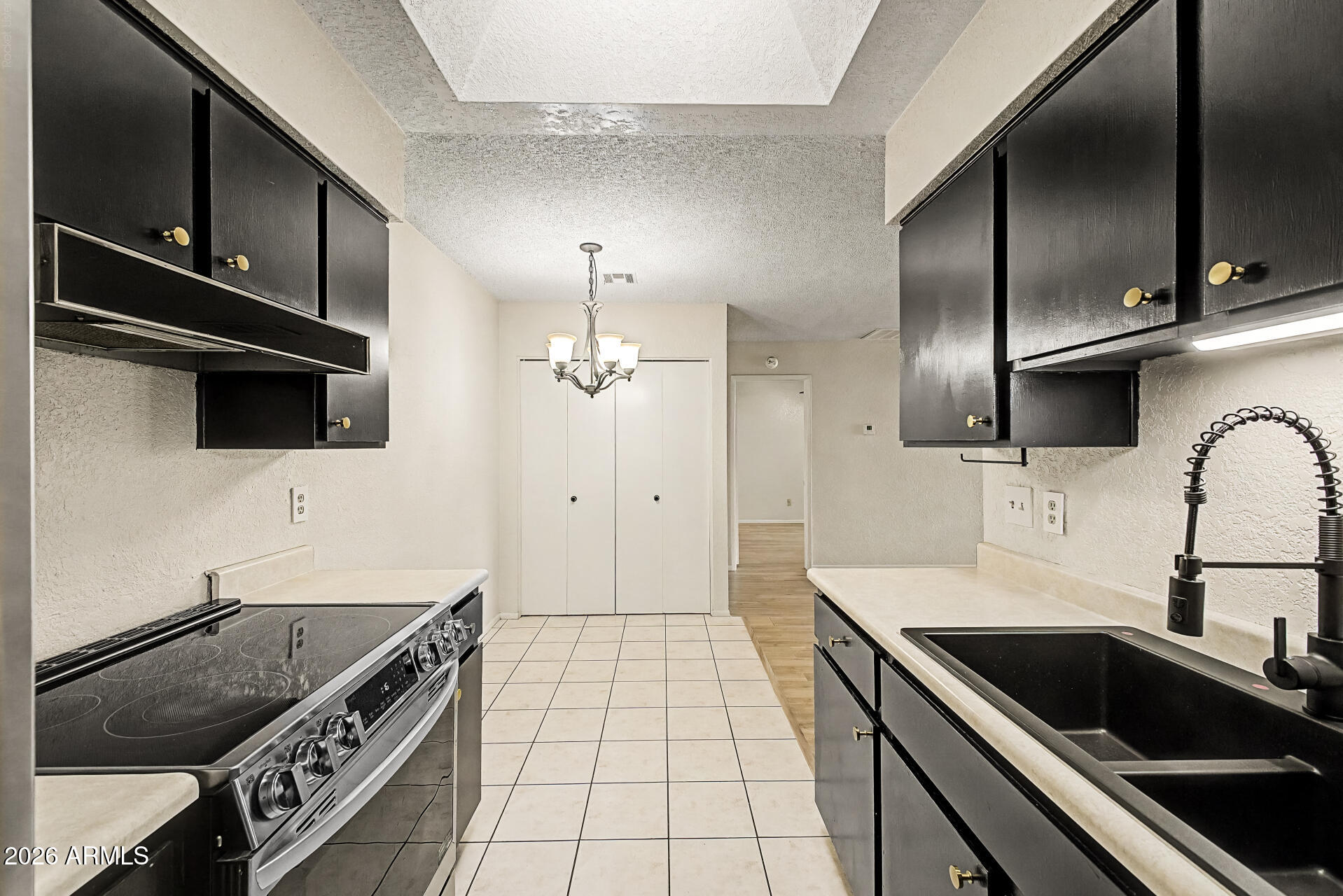 10807 W NORTHERN Avenue 131