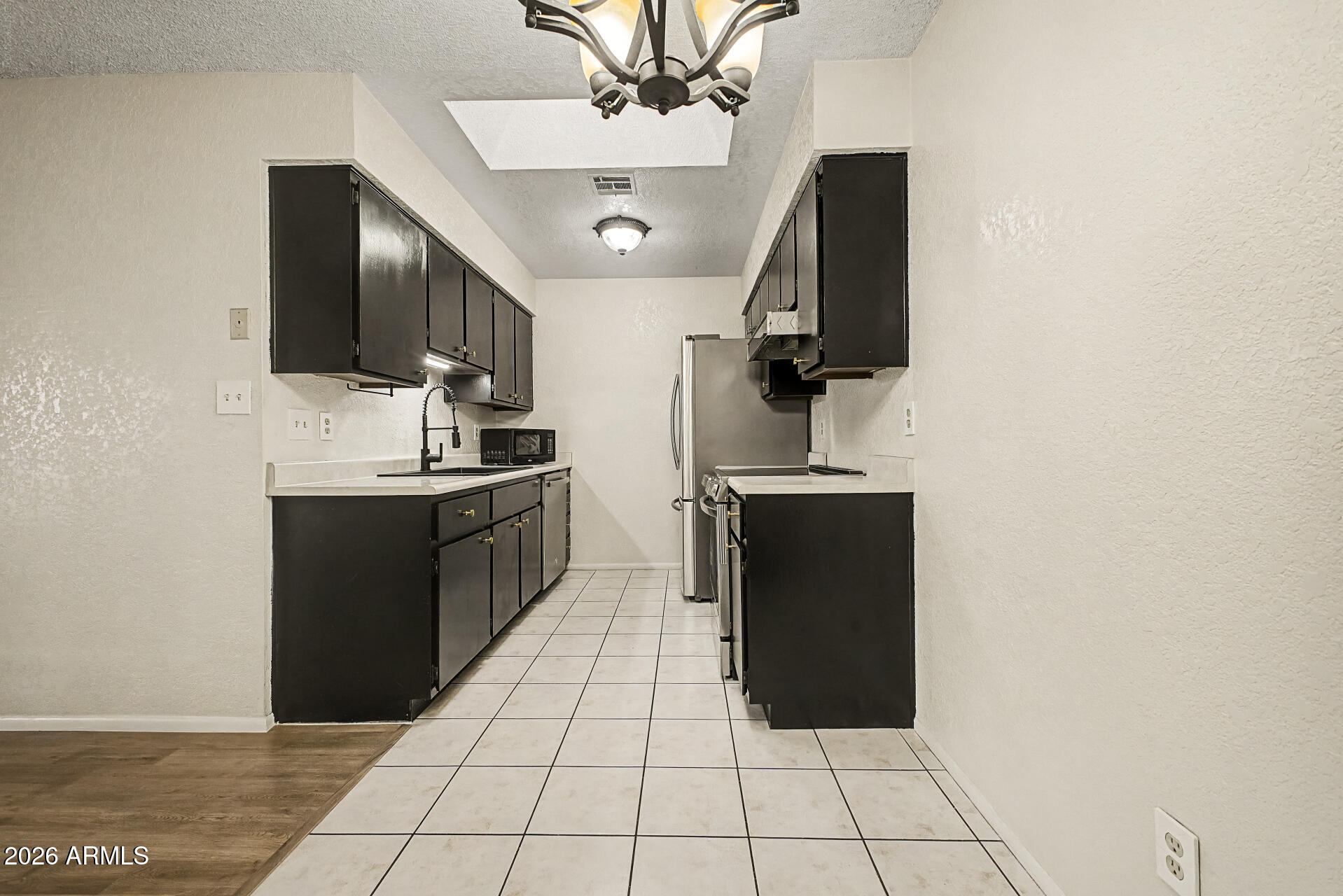 10807 W NORTHERN Avenue 131