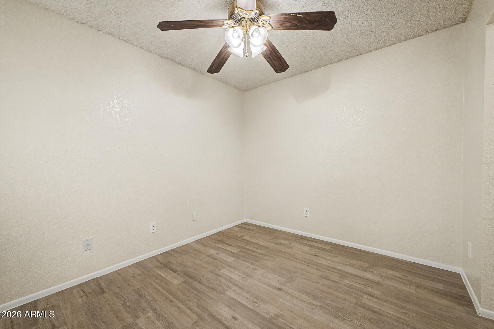 10807 W NORTHERN Avenue 131