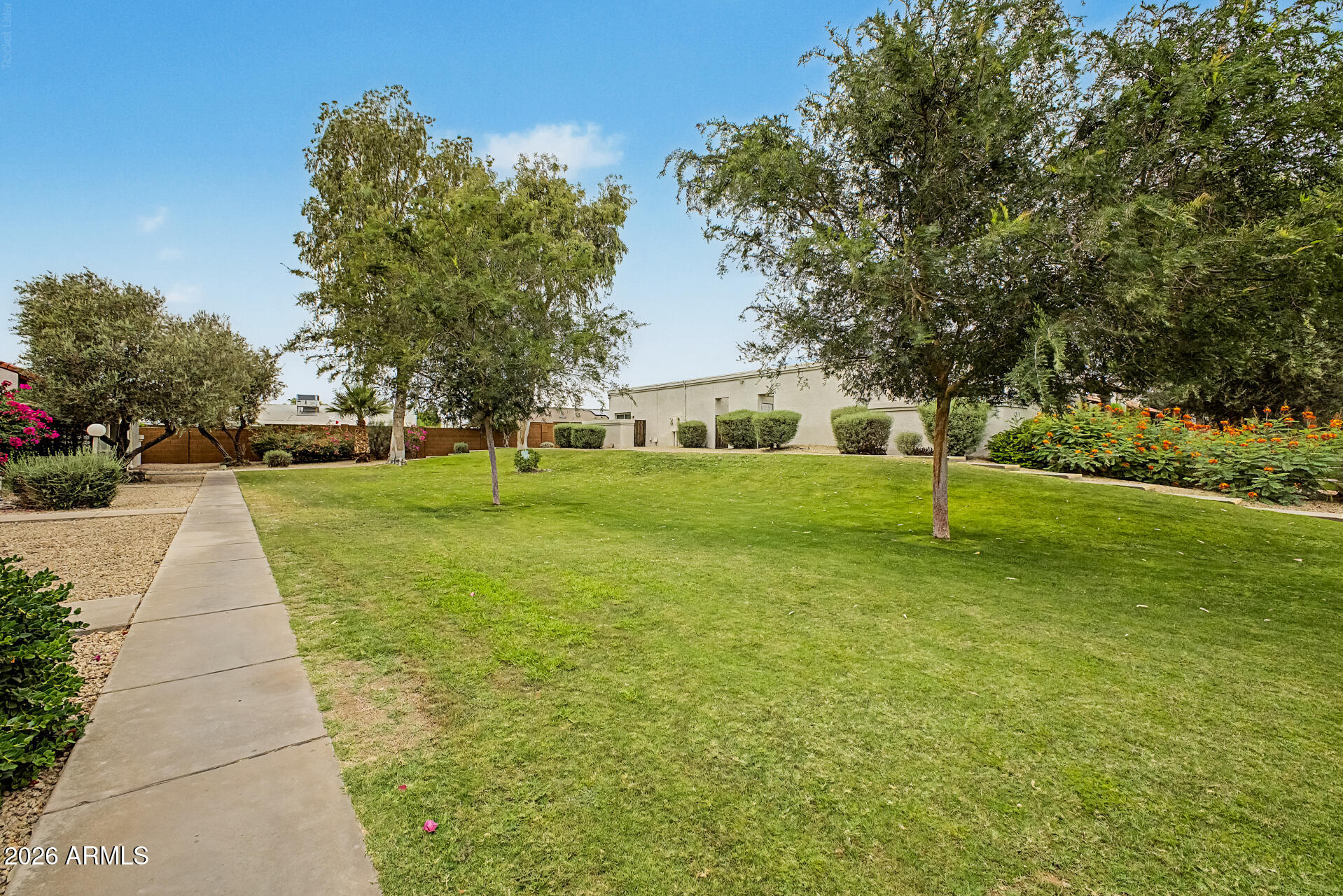 10807 W NORTHERN Avenue 131