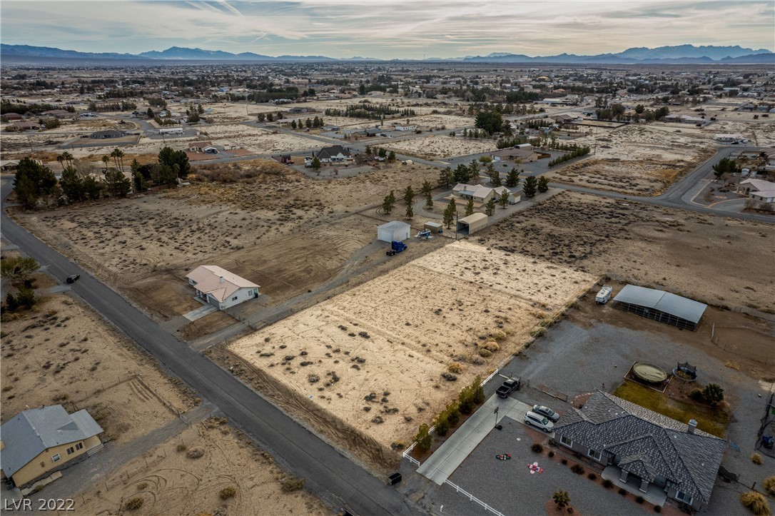 1411 Huckleberry Street