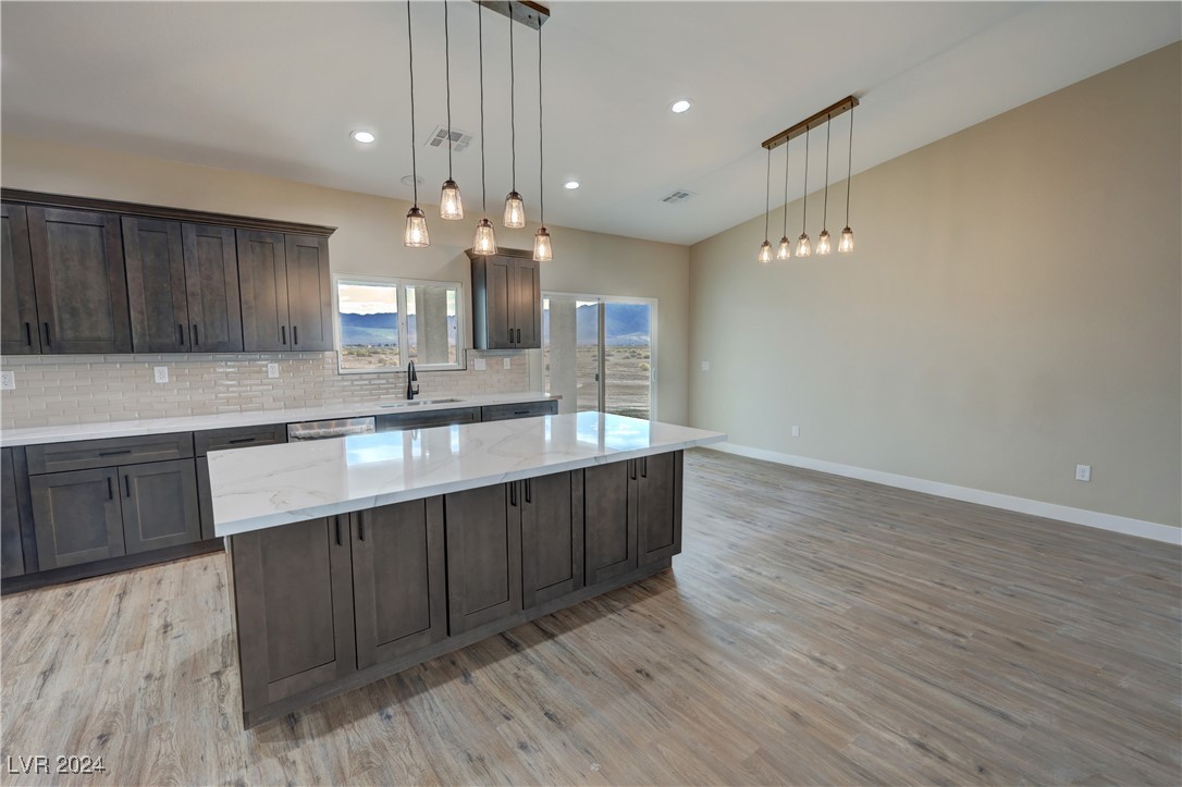 2331 West Carnation Way