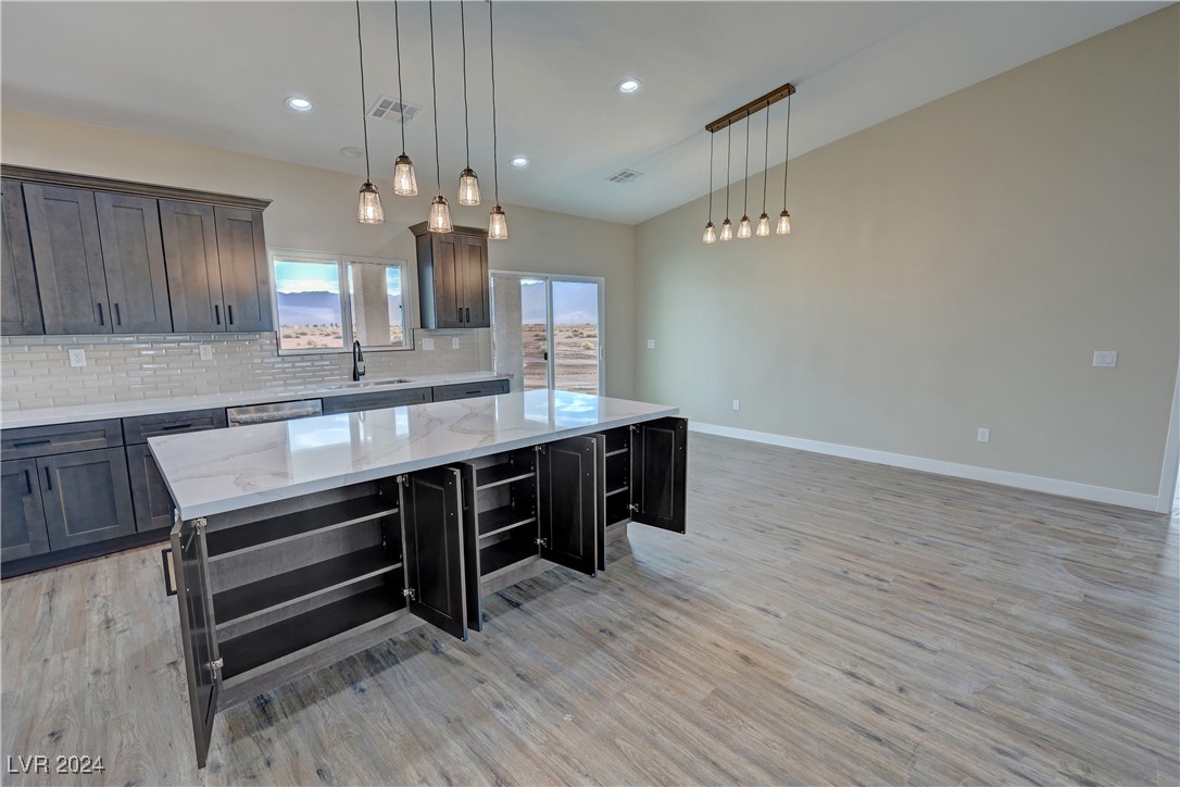 2331 West Carnation Way