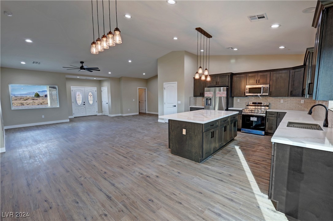 2331 West Carnation Way