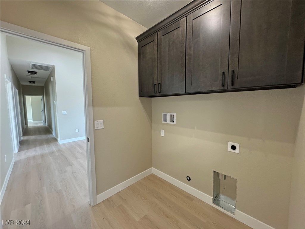 2950 Carnation Way