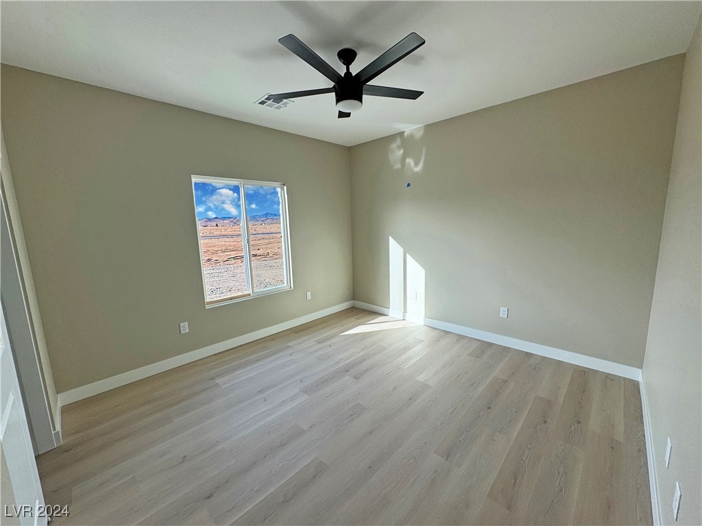 2800 Wisteria Way