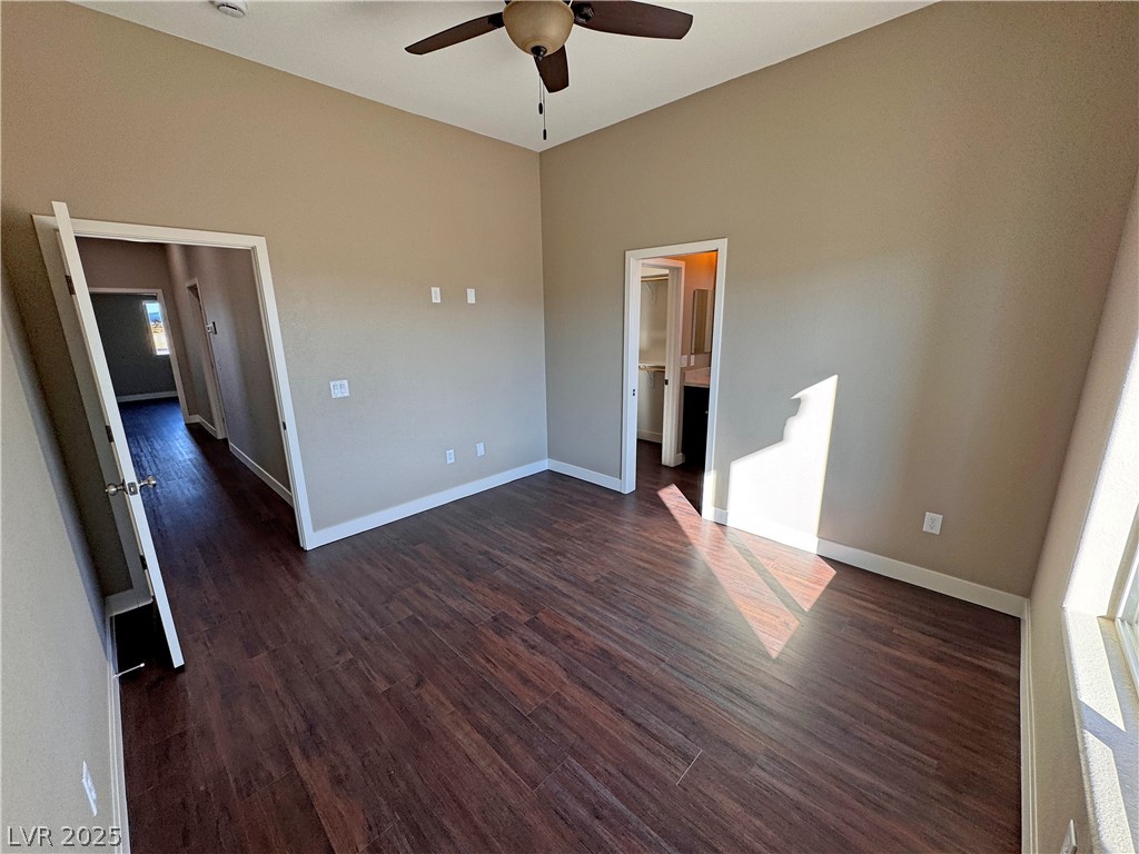 2801 West Wisteria Way