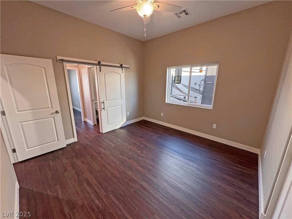 2801 West Wisteria Way