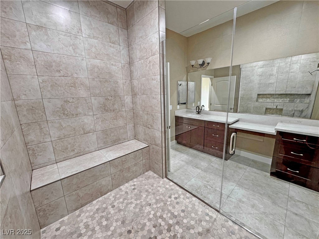 2801 West Wisteria Way
