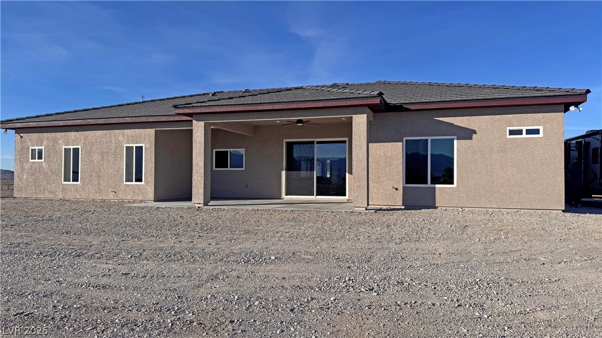 2801 West Wisteria Way