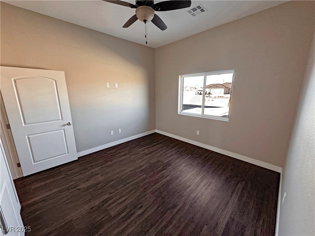 2801 West Wisteria Way