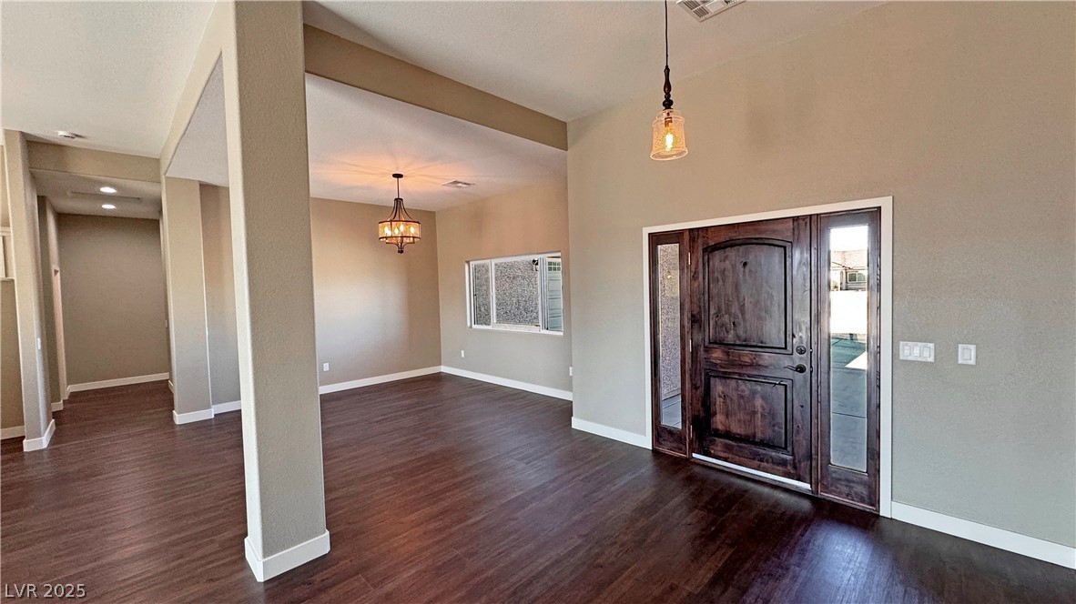 2801 West Wisteria Way